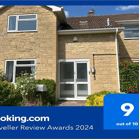 Premium Deal L Hill View Home L Last-Minute Offer L Cheltenham L Aj Properties L Perfect For Short Or Long Stays L 4Beds 4Bedrooms Екстер'єр фото